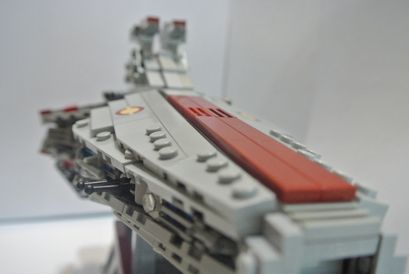 midi scale venator
