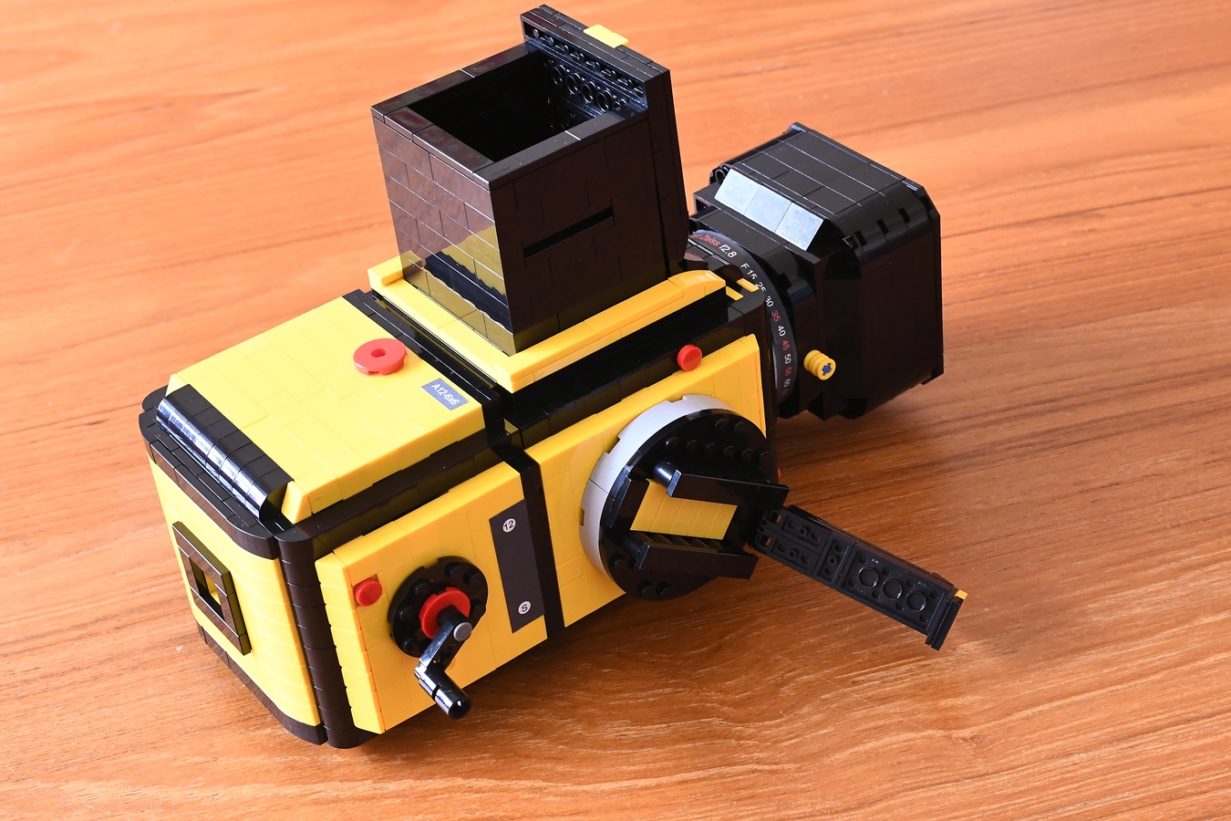 LEGO IDEAS Product Ideas Hasselblad 503CX Film Camera