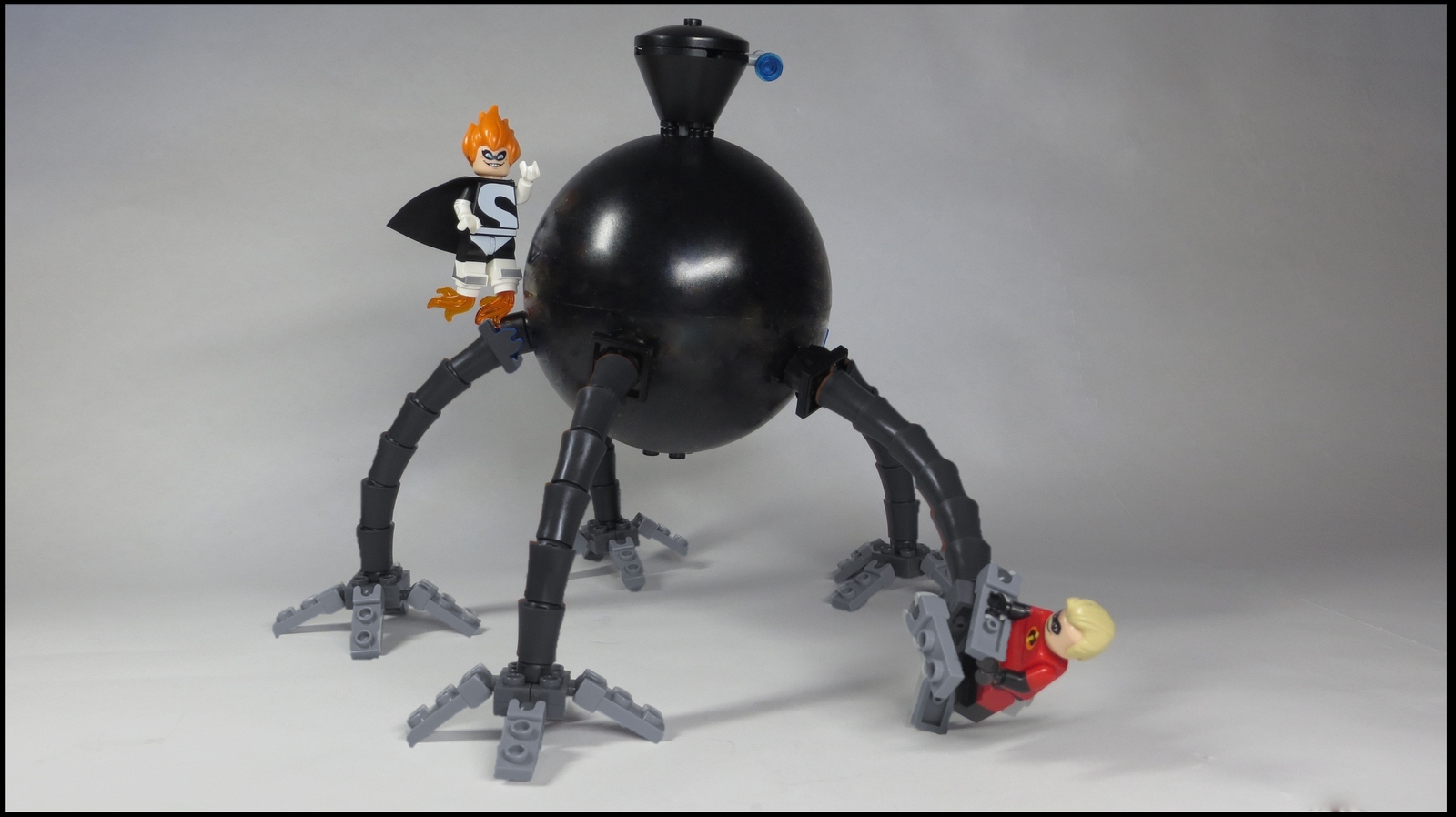 LEGO IDEAS Product Ideas The Incredibles Omnidroid 07