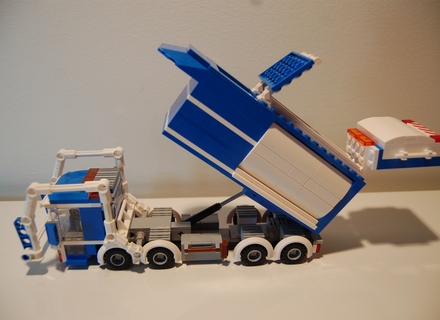 lego wm garbage truck