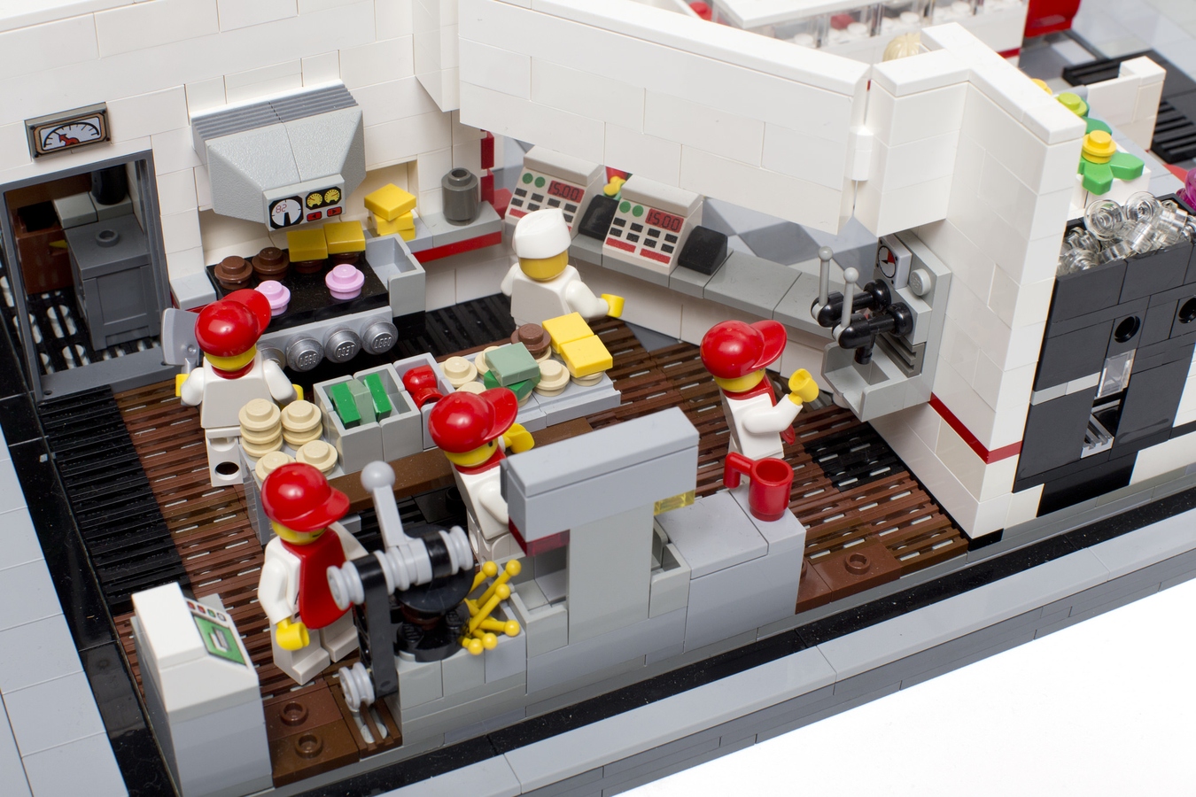 LEGO IDEAS Product Ideas InNOut Burger Restaurant