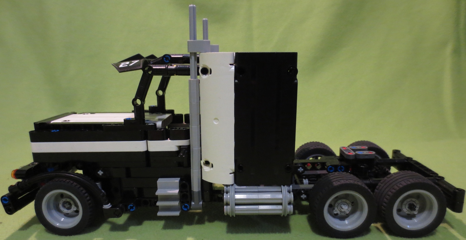 LEGO IDEAS Product Ideas Technic Remote Control Semi