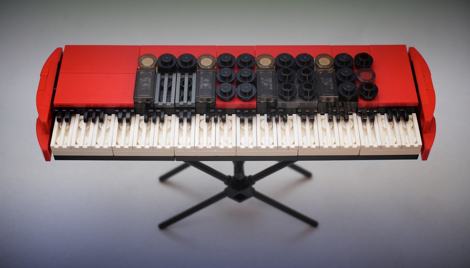 LEGO IDEAS Product Ideas Iconic Keyboards & Synths