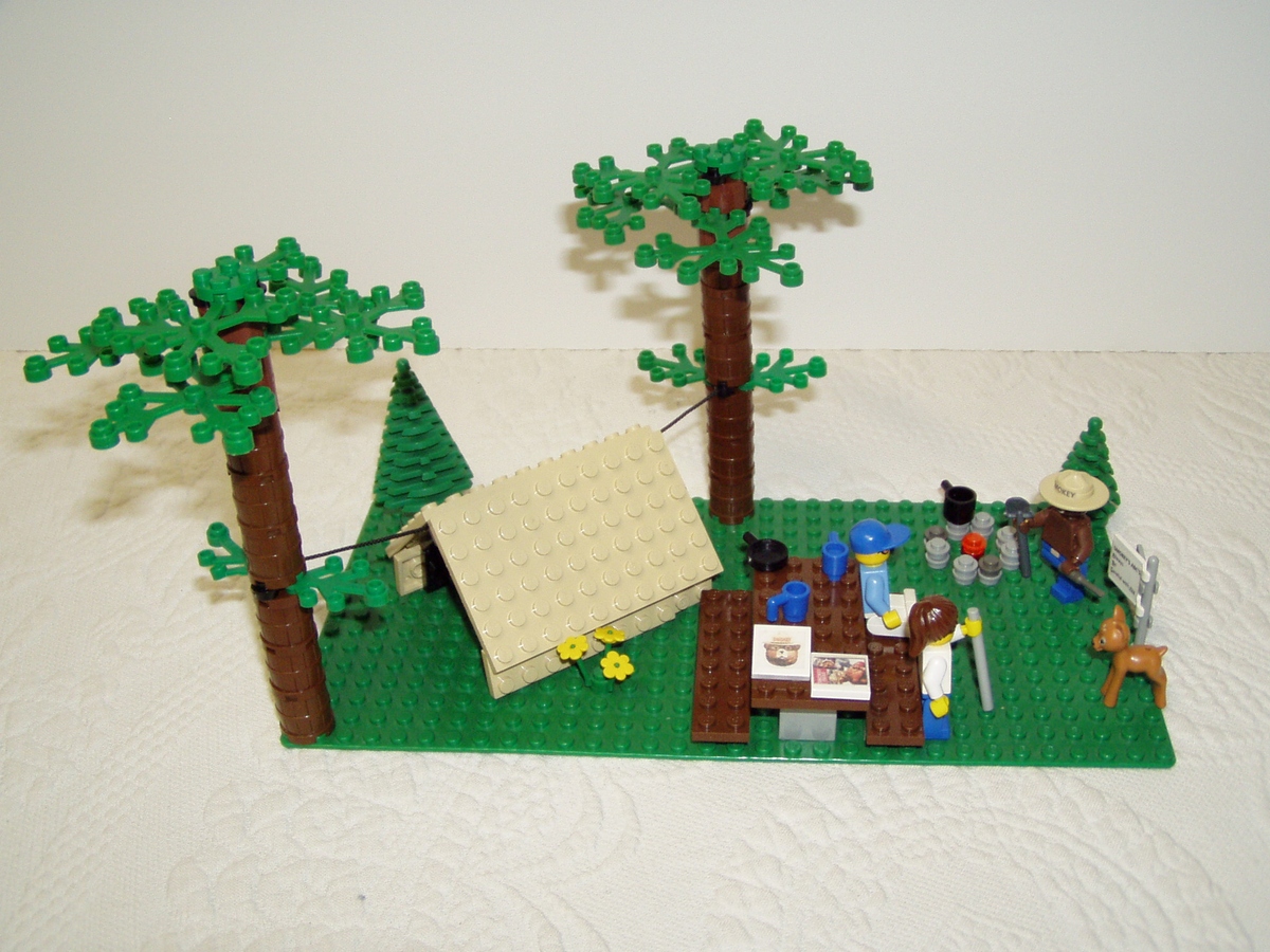 lego-ideas-product-ideas-smokey-bear-teaching-fire-safety