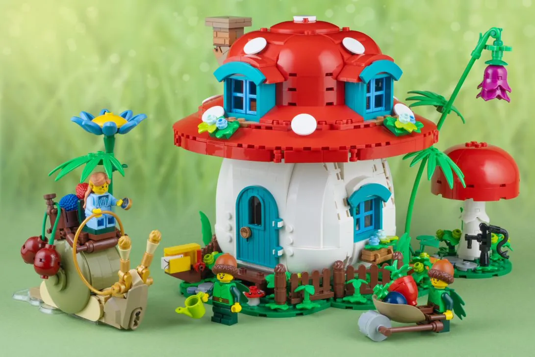 LEGO IDEAS - Blog - 10K Club Interview: LEGO Mushroom House by Jonas Kramm