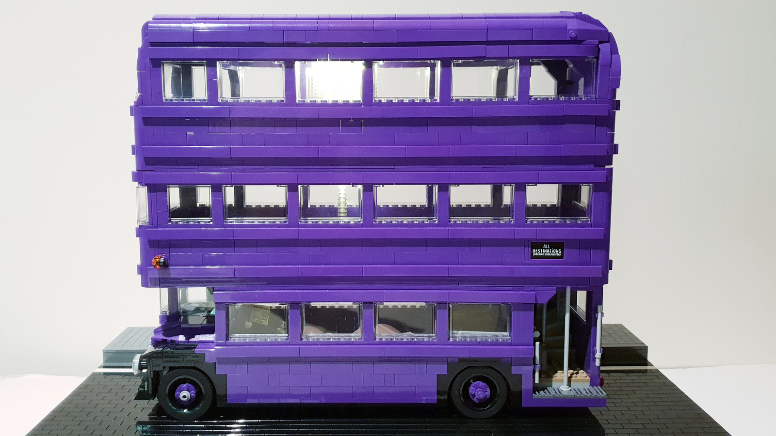 LEGO IDEAS Head Back To Hogwarts Welcome to the Knight Bus