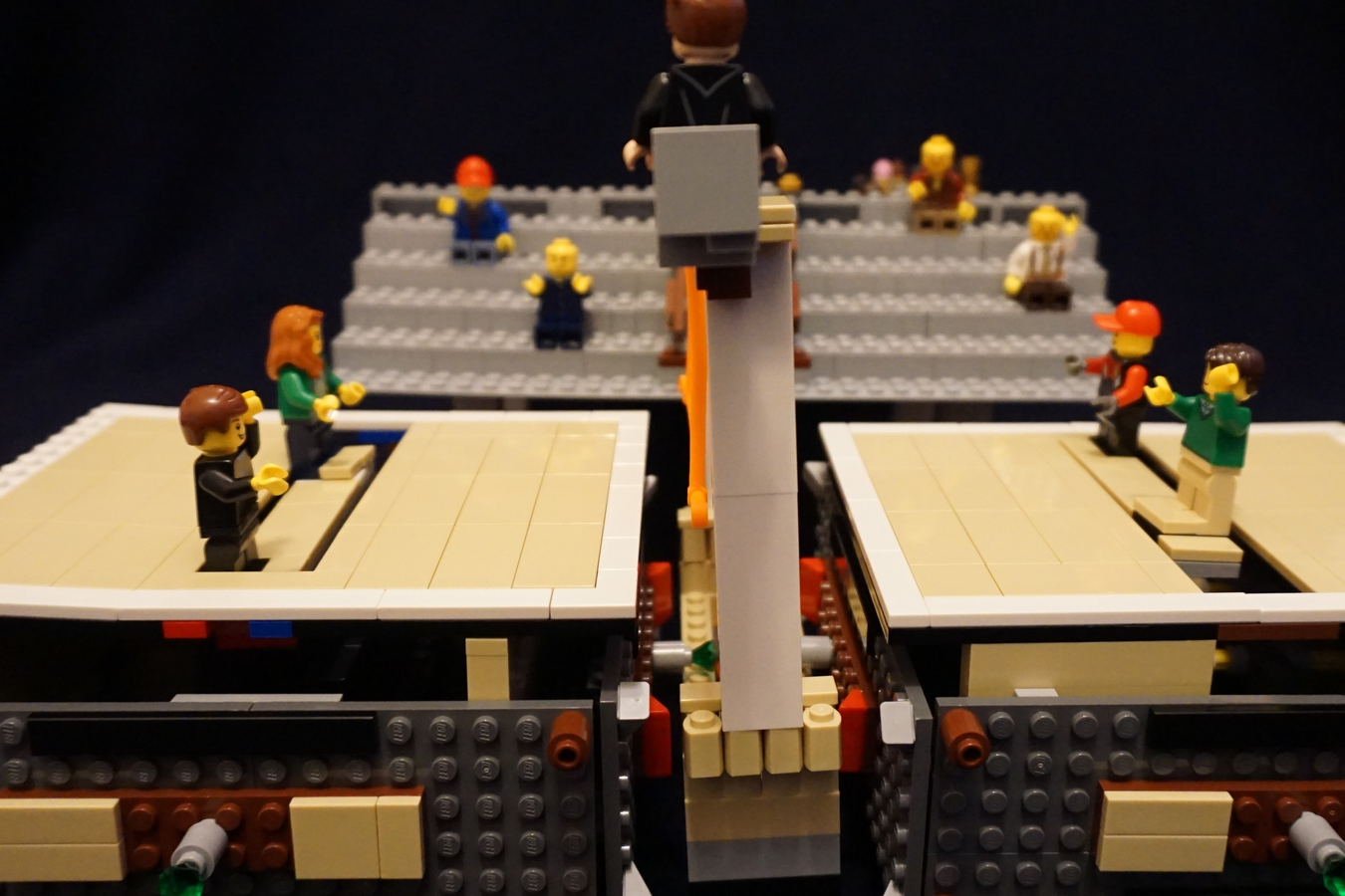 LEGO IDEAS We love sports Moving Volleyball Court