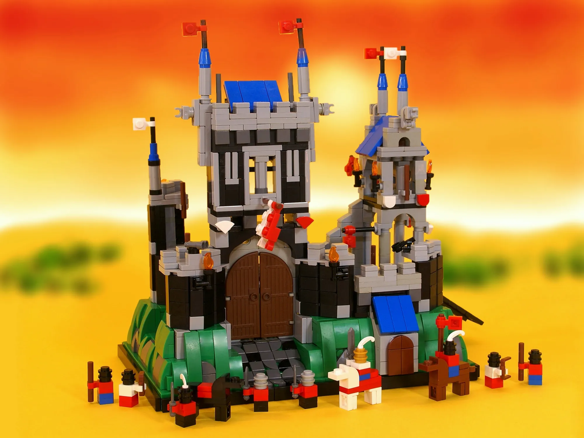 Lego store castle 6090