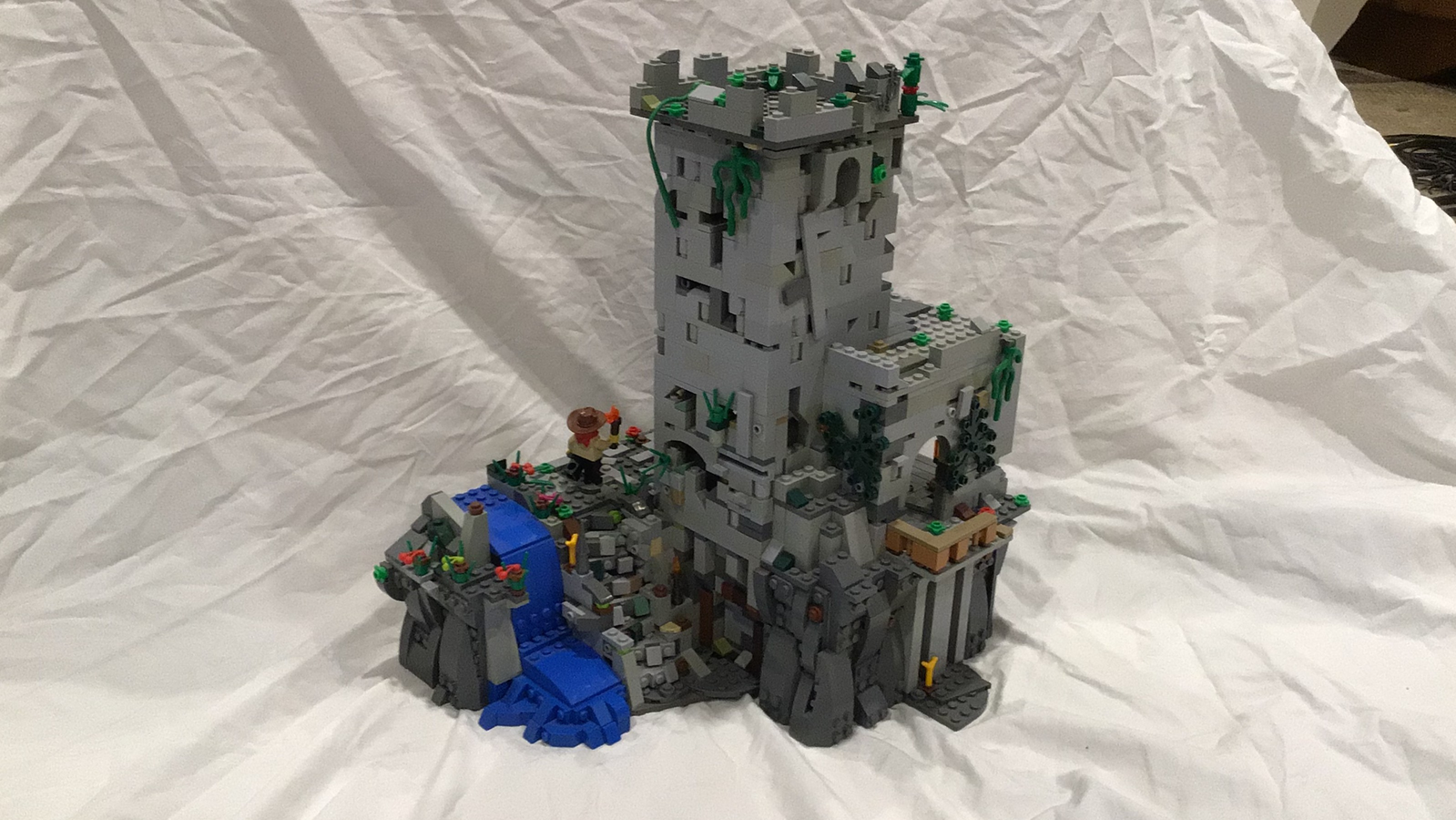 Lego 2024 castle ruins