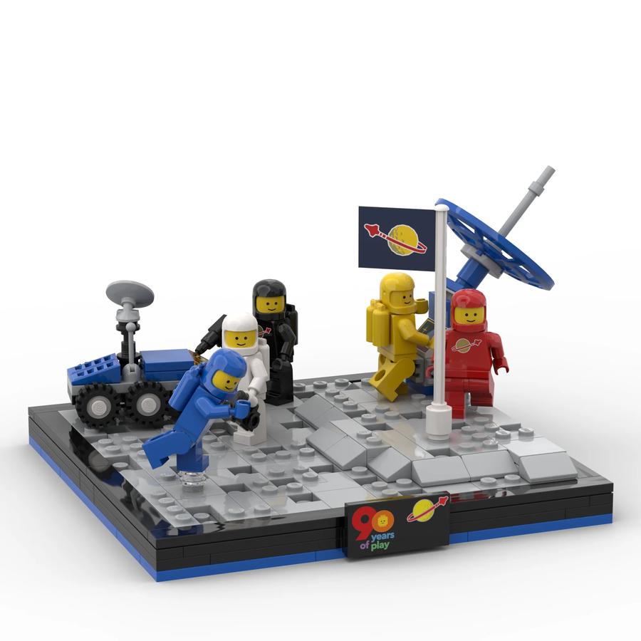 LEGO IDEAS 90th Anniversary Space Celebrations Classic Space