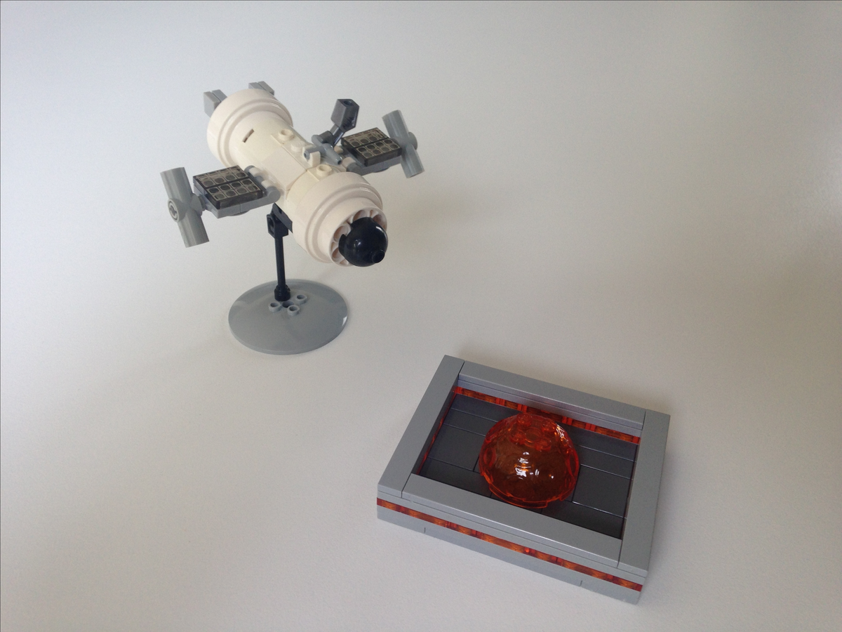 LEGO IDEAS Build something spectacular from the world of 007! Goldeneye Satellite and Keycard
