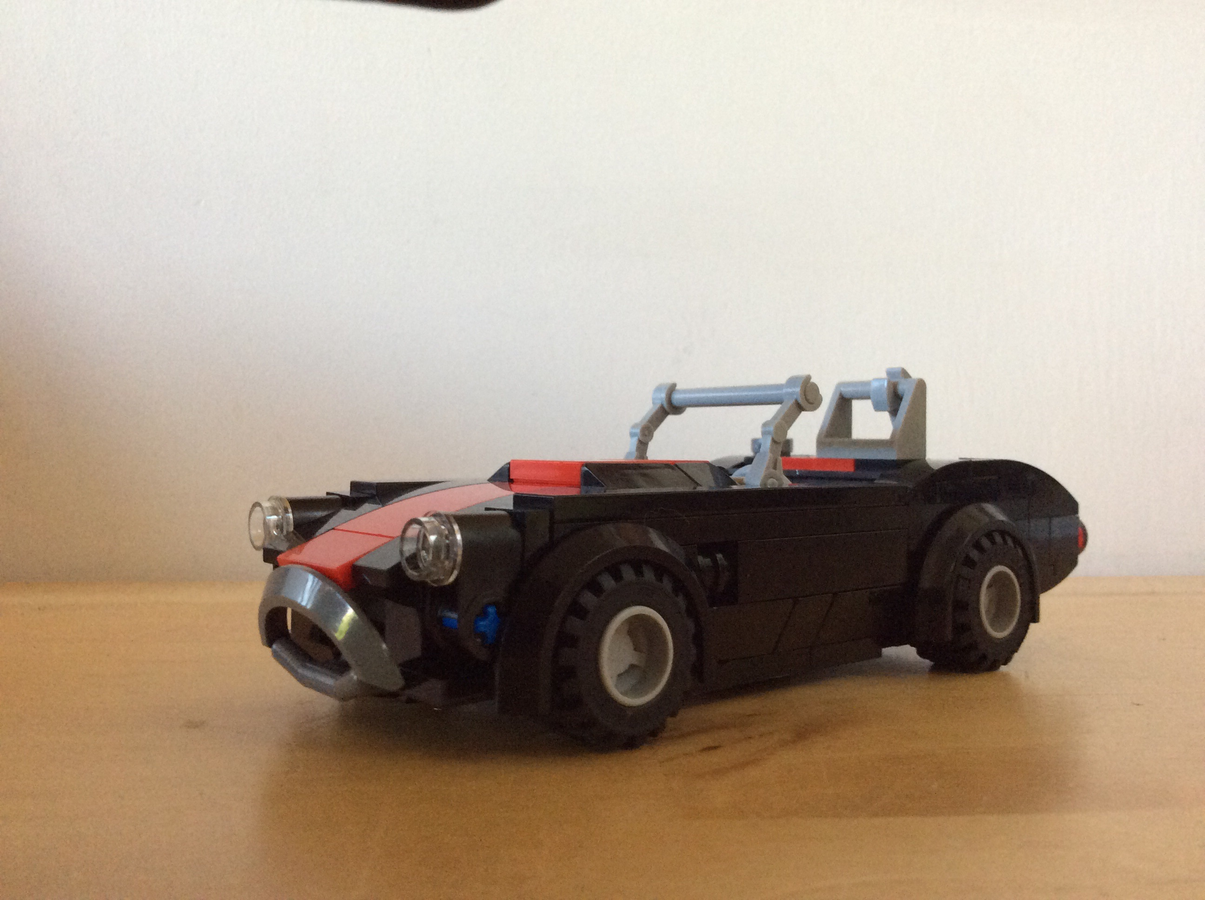 LEGO IDEAS - Build a Vintage car to cruise the streets of LEGO® Modular