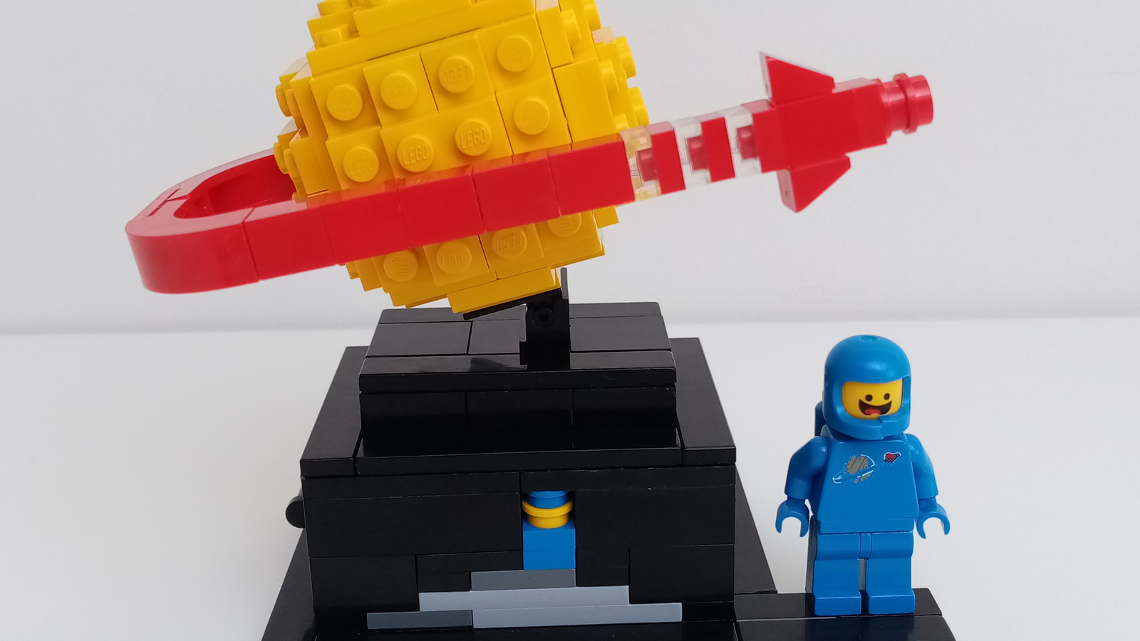 Lego classic 2024 space logo