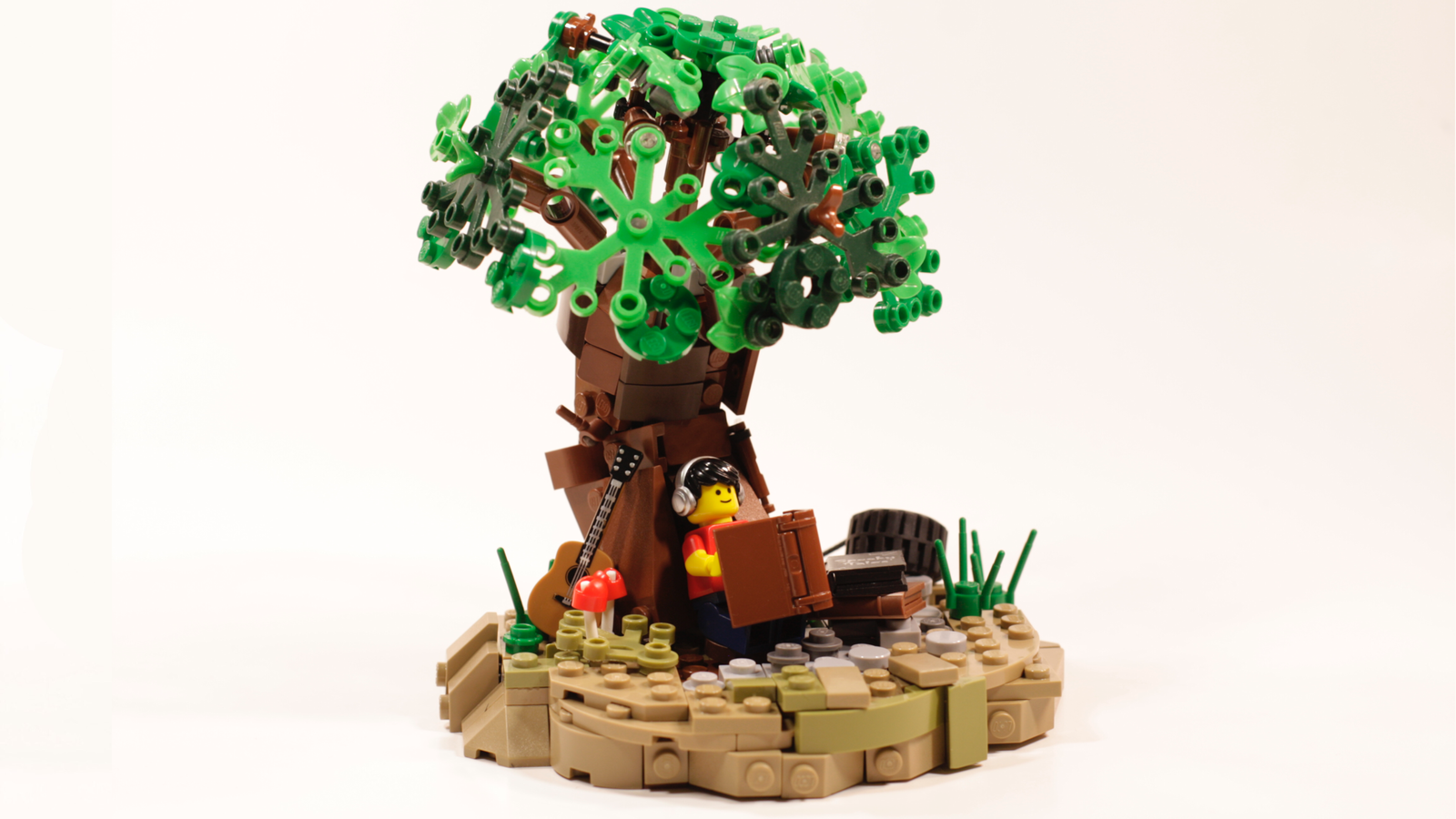 LEGO IDEAS Build that holiday into THAT holiday Reading