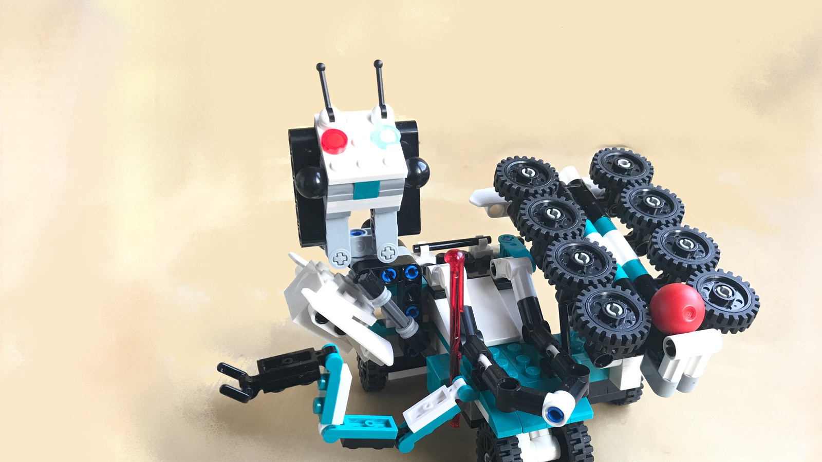 LEGO IDEAS LEGO® MINDSTORMS® Robot Inventor Build Ball Machine
