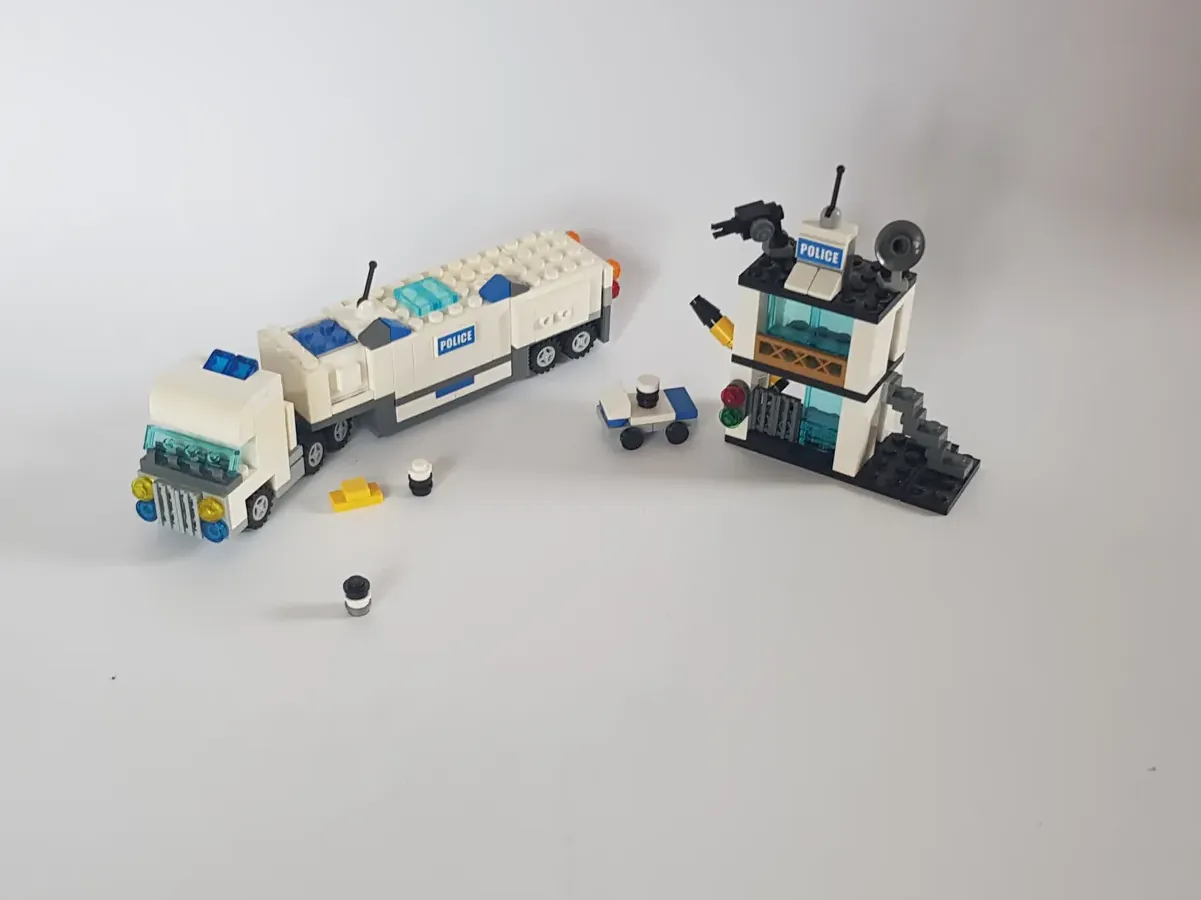 Lego store police 7743