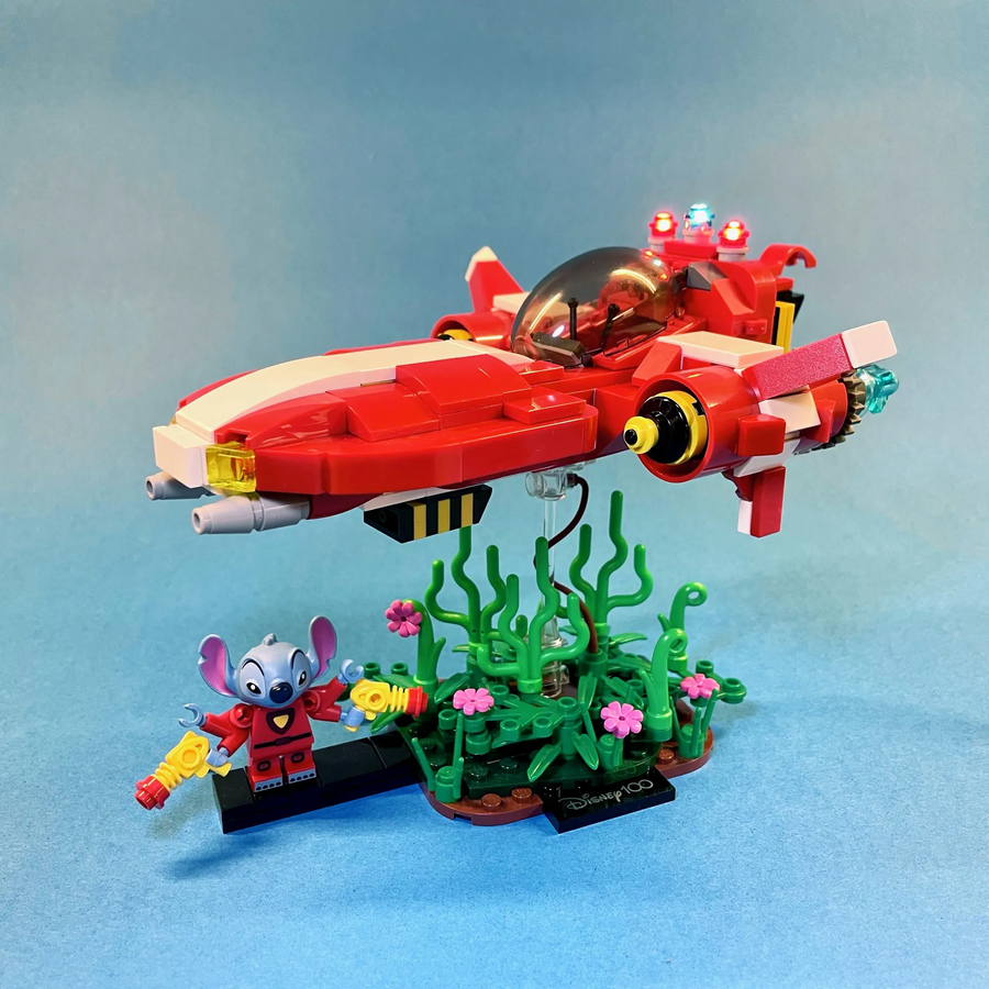 LEGO IDEAS - Lilo & Stitch Red One