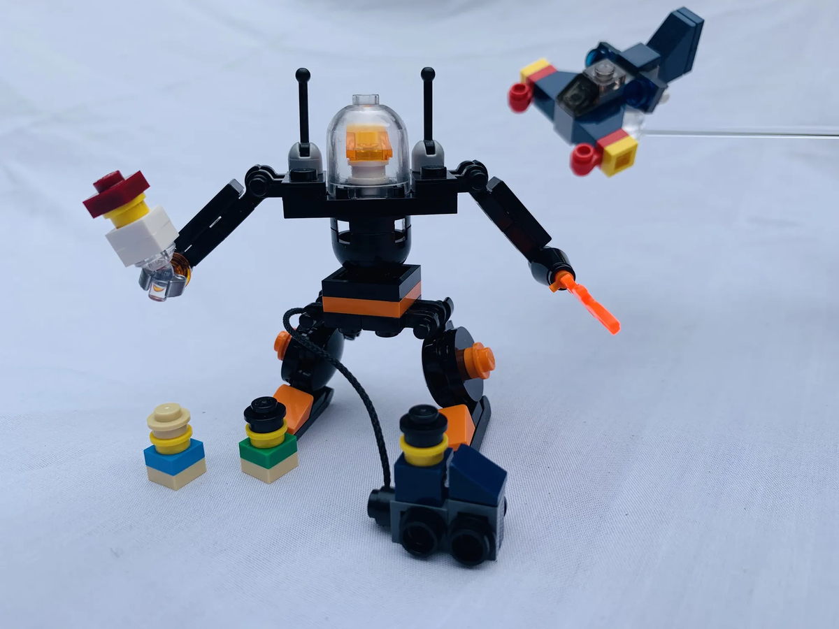 Lego agents 2024 robo attack