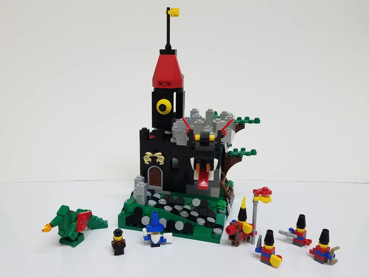 Lego best sale castle 6082