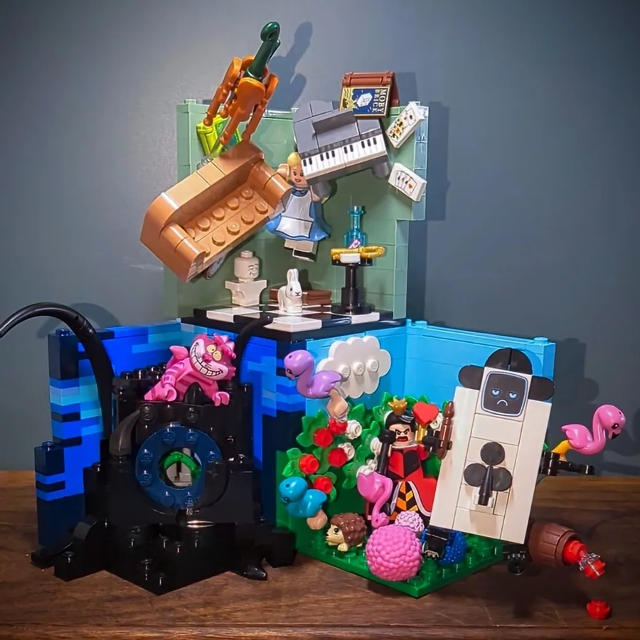 LEGO IDEAS - Alice in Wonderland (Chapter Two – The Pool of Tears)