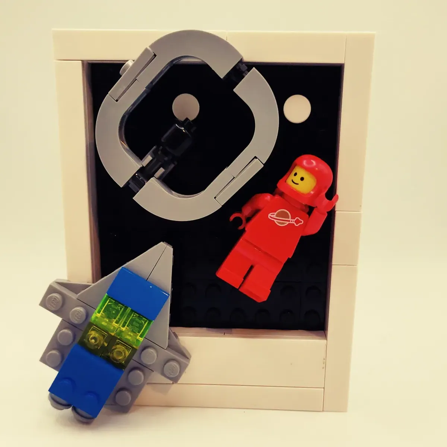 LEGO IDEAS Picture perfect memories Greetings From Space