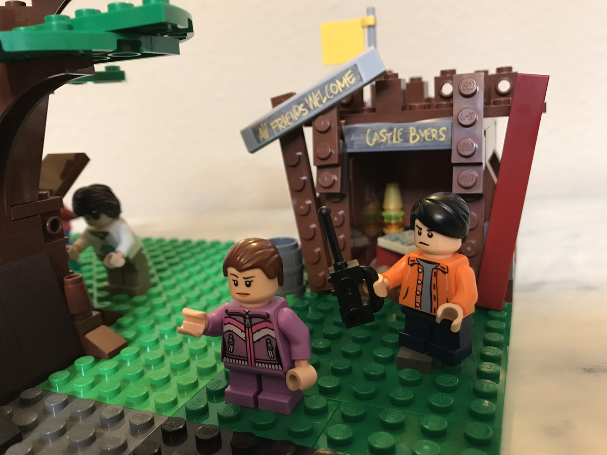 LEGO Stranger Things Castle Byers event build & Comic-Con