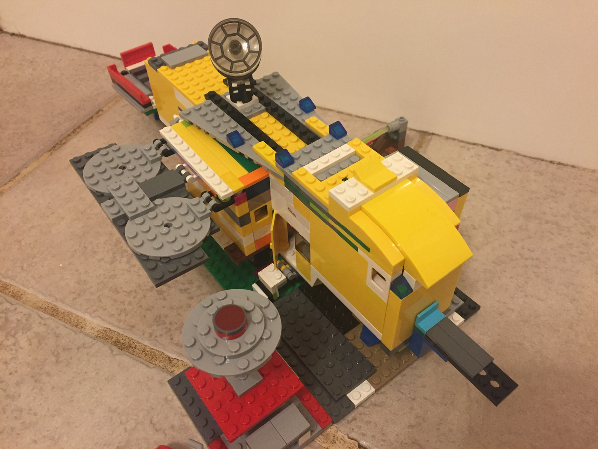 lego fifth wheel camper