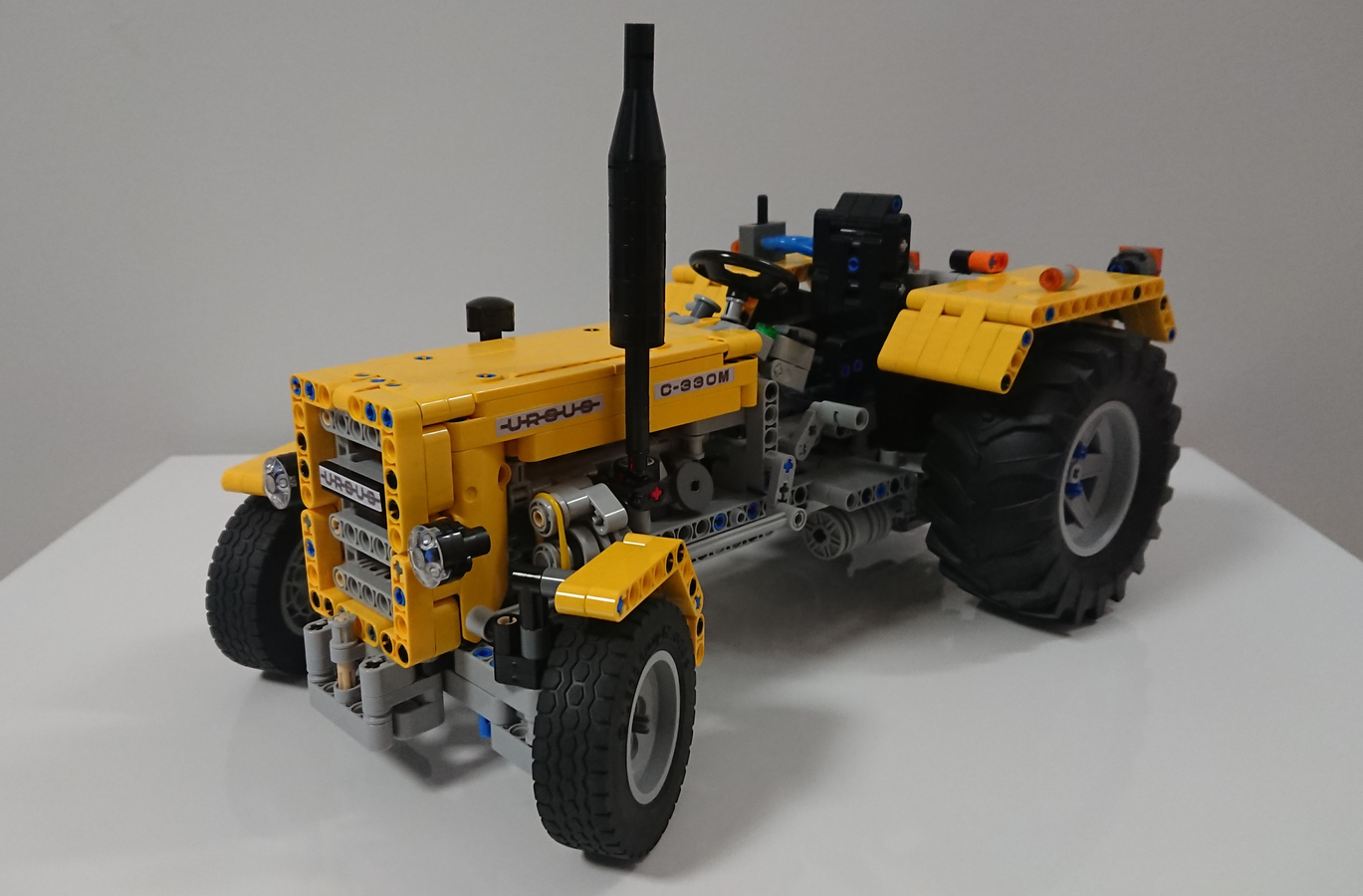 Lego technic tractor online 1980