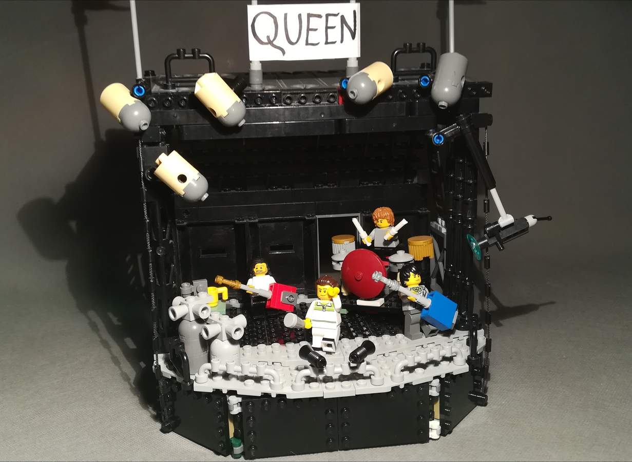 Queen best sale lego set