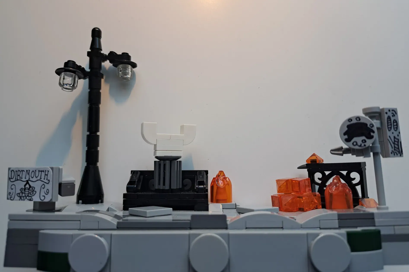 LEGO IDEAS Hollow Knight Infected Dirtmouth