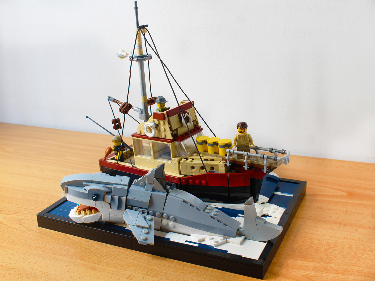 Lego best sale jaws boat