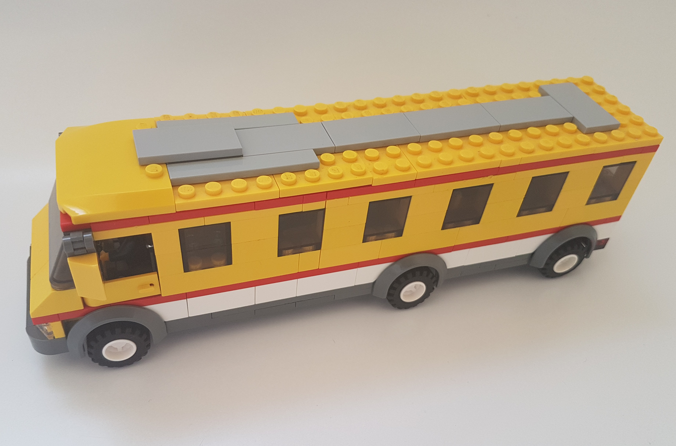 Lego yellow school discount bus