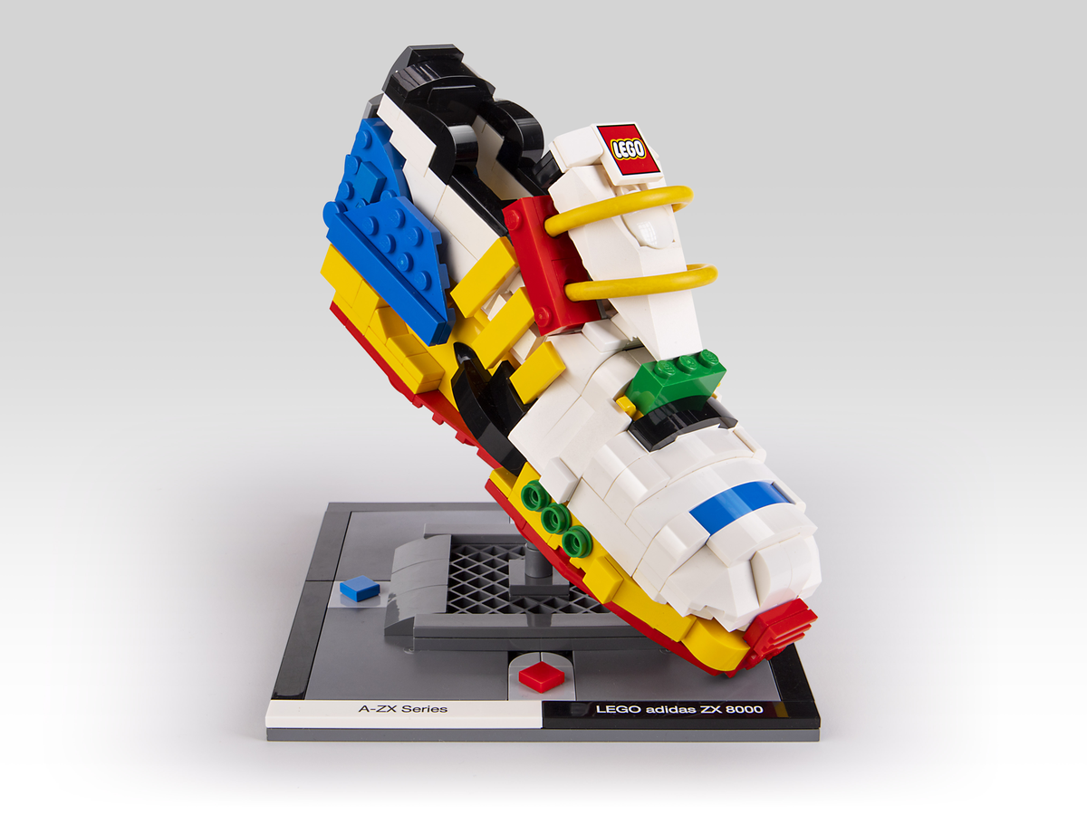 LEGO IDEAS - LEGO Adidas ZX 8000 Miniature Sneaker