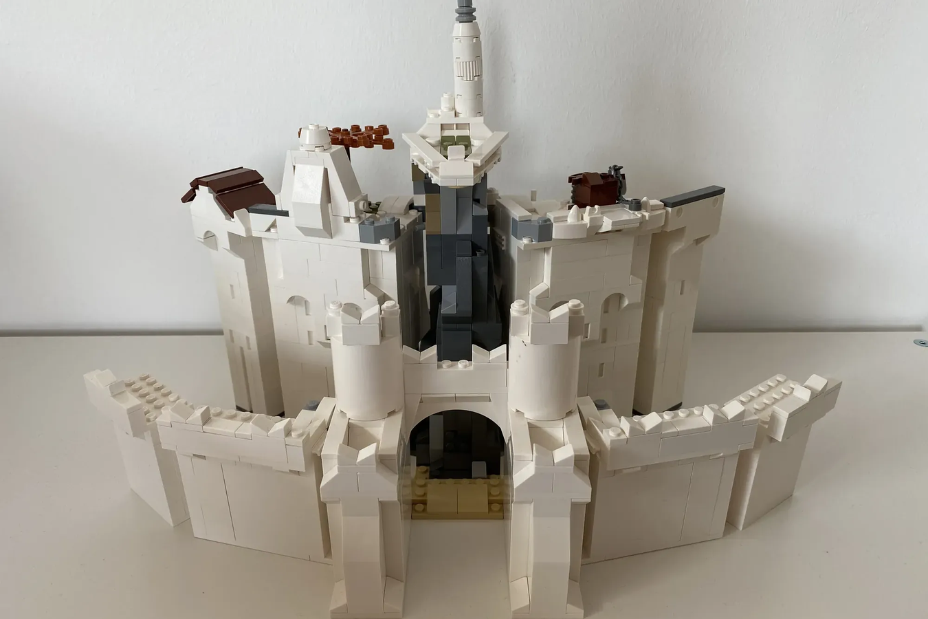 Minas tirith hot sale lego set