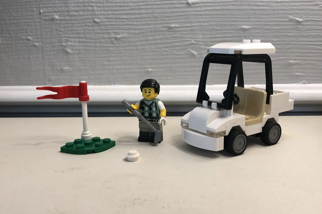 LEGO IDEAS LEGO Golf Cart and Flagpole