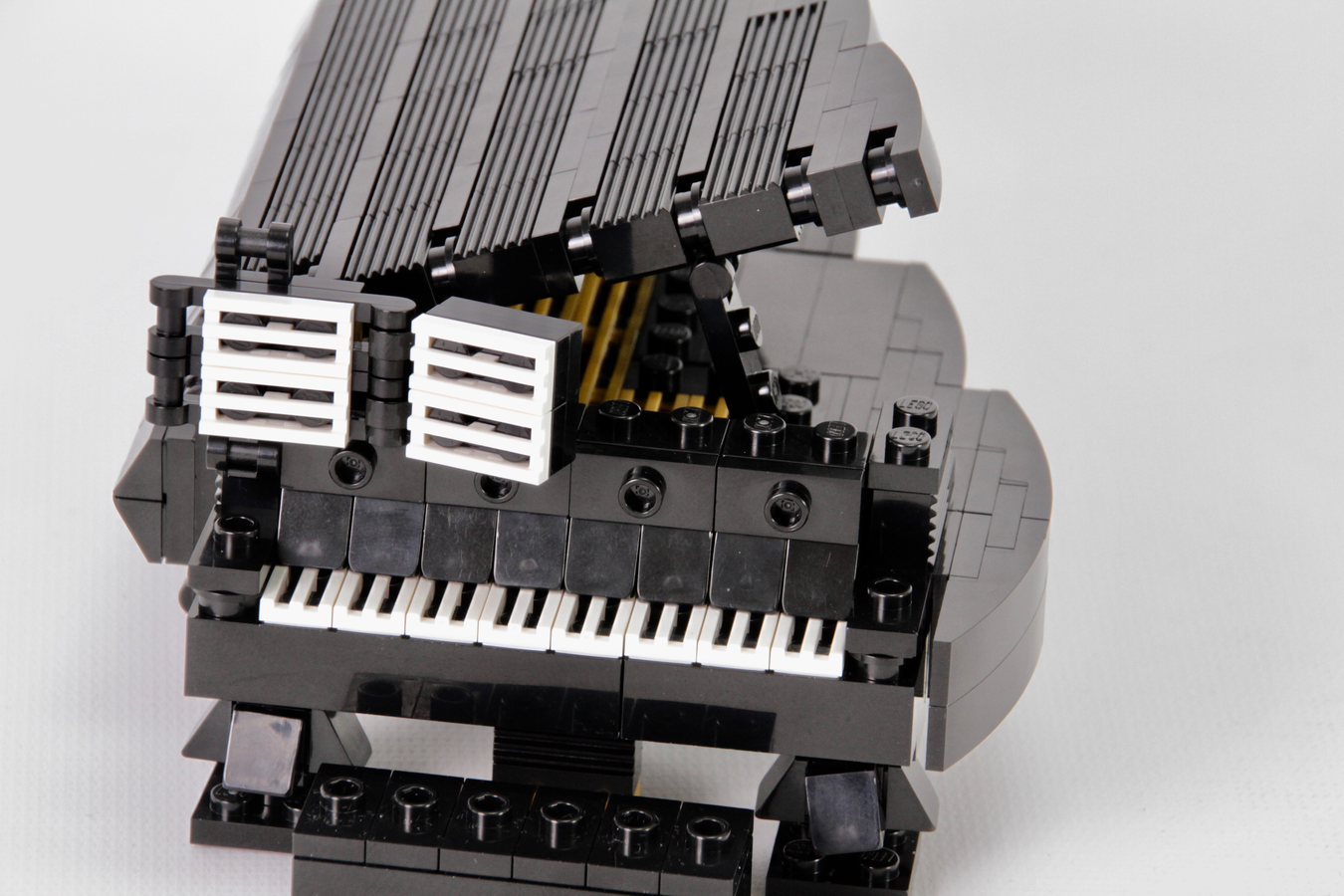 Lego technic grand discount piano