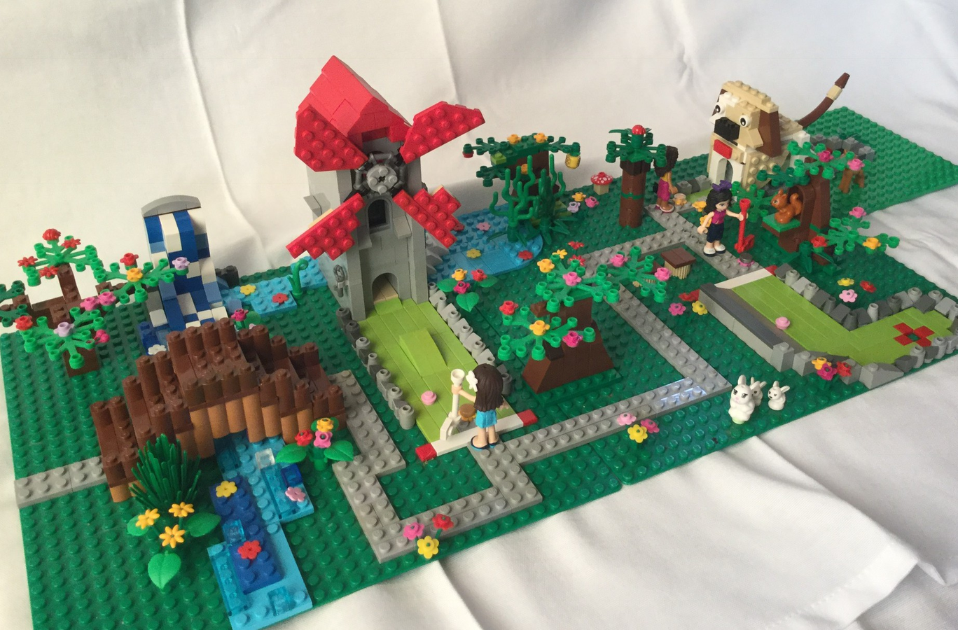 LEGO IDEAS Mini Golf Course