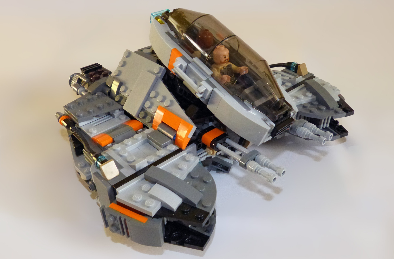 LEGO IDEAS - Space Interceptor