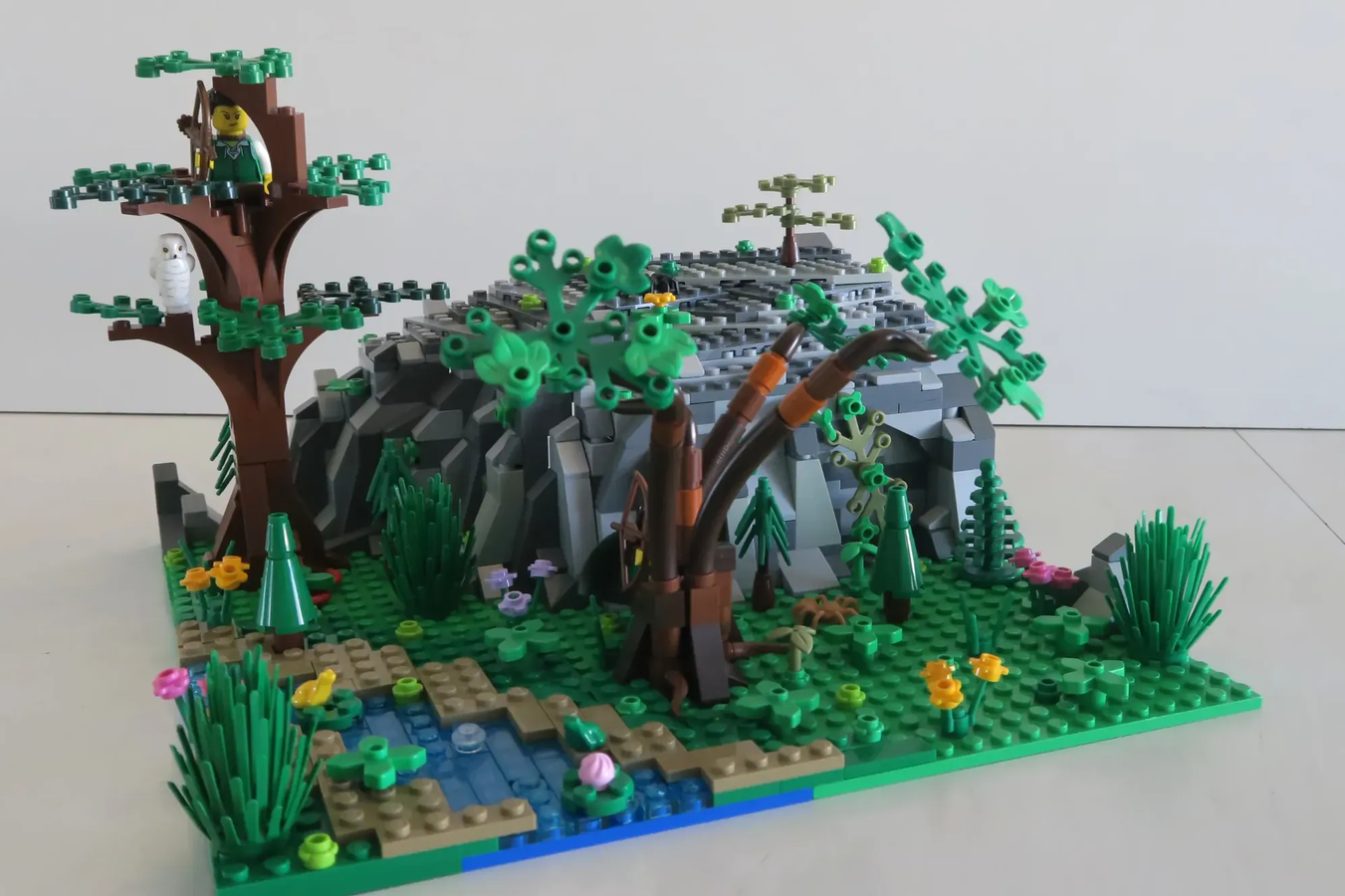 LEGO IDEAS Forest Hideout