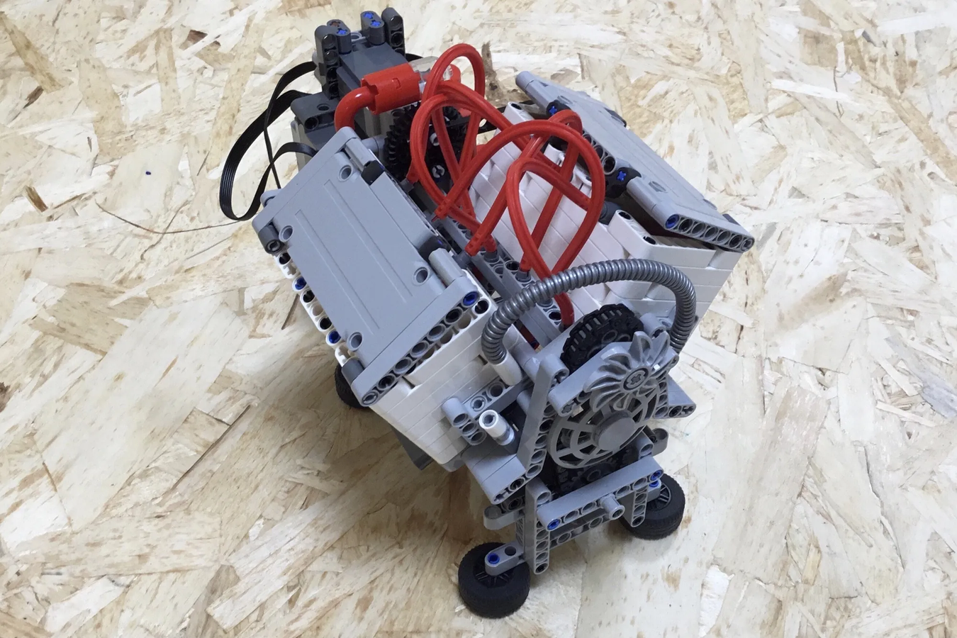 LEGO IDEAS V6 Engine