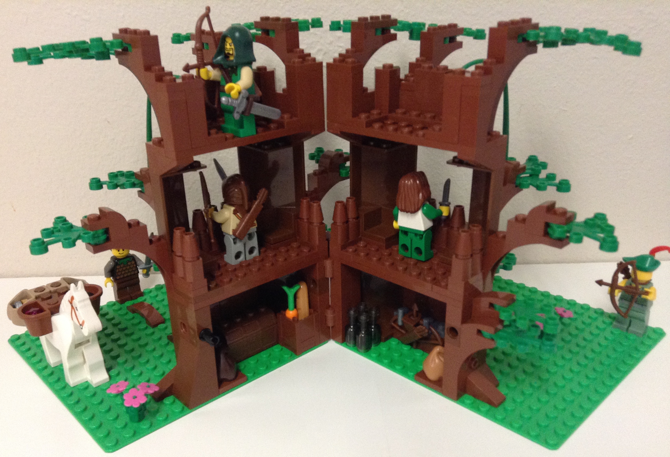 LEGO IDEAS Robin Hood s Trysting Tree