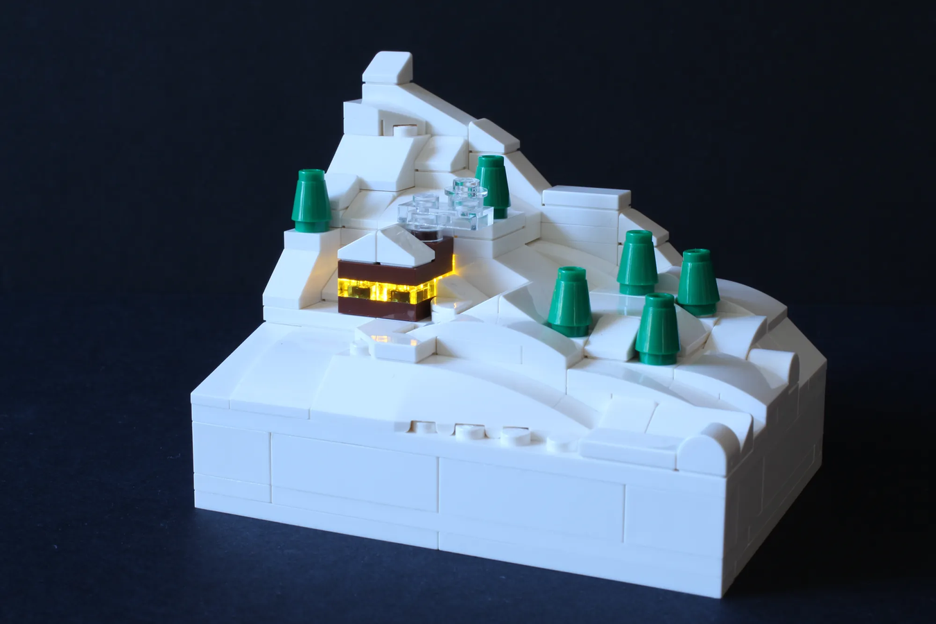 Lego discount snow mountain