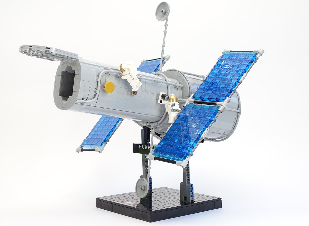 LEGO IDEAS - Hubble Space Telescope