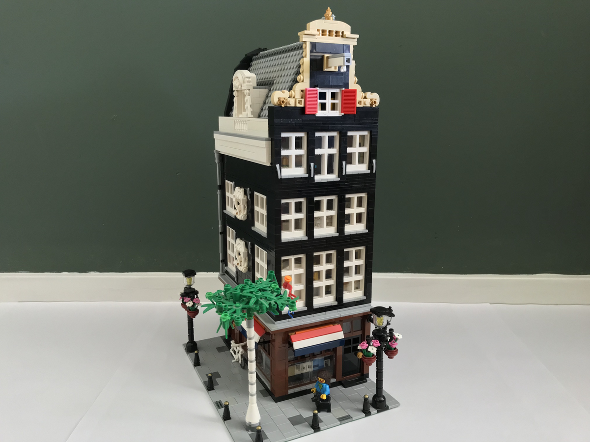 Laatste renderen succes LEGO IDEAS - Amsterdam Canalhouse