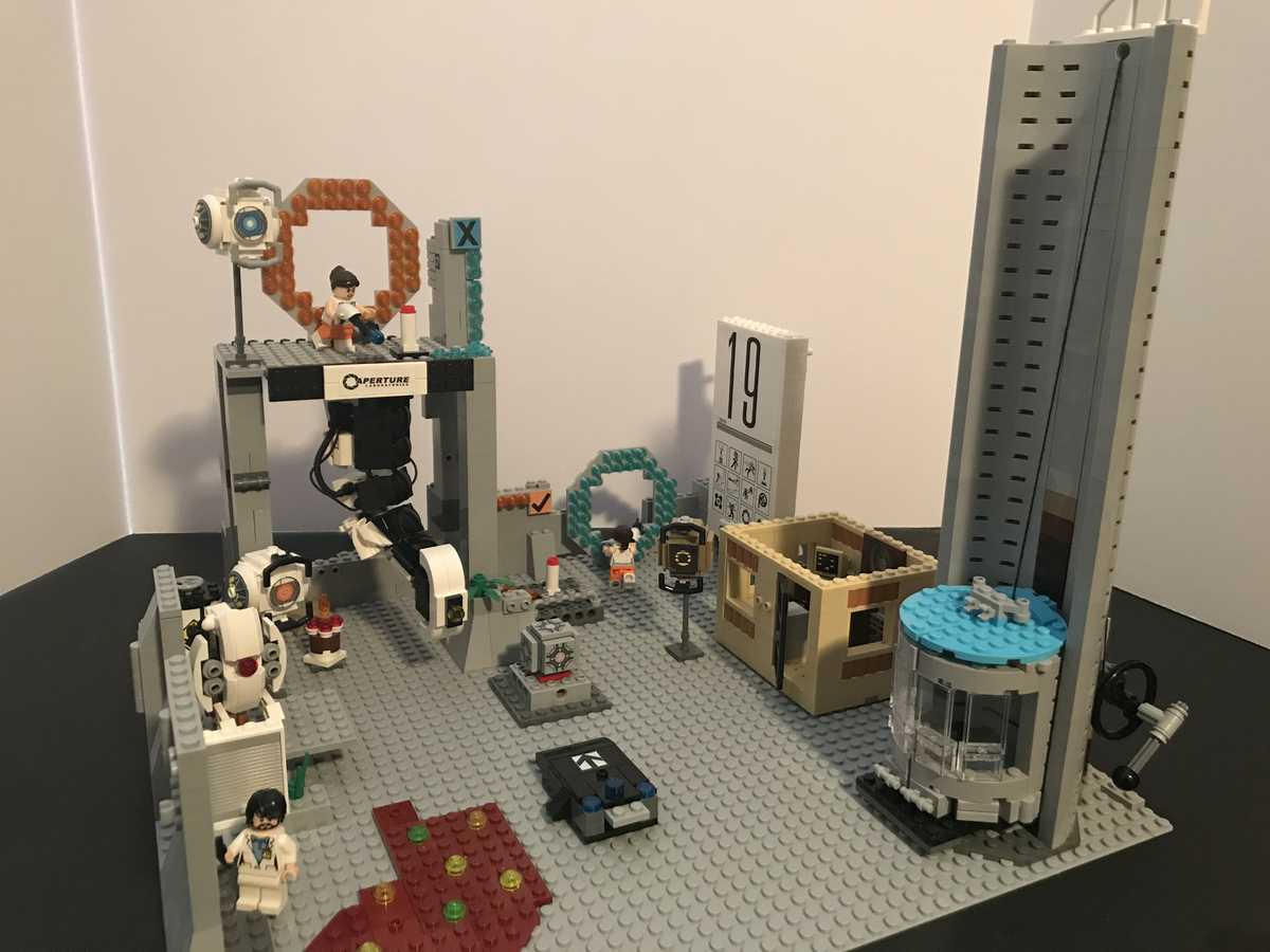 LEGO IDEAS Portal 2