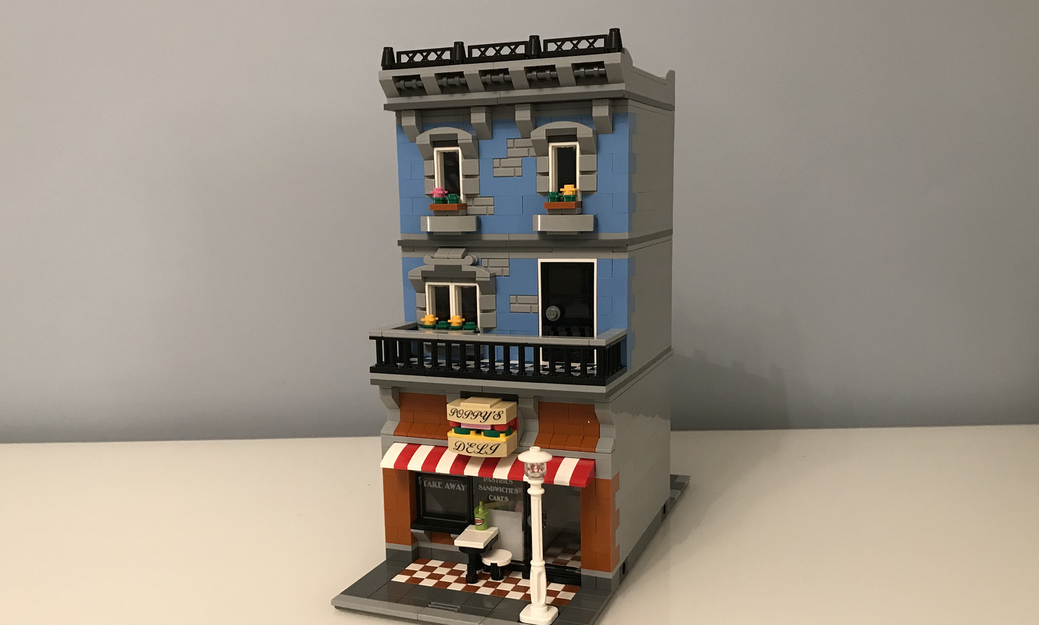 Lego deli 2024