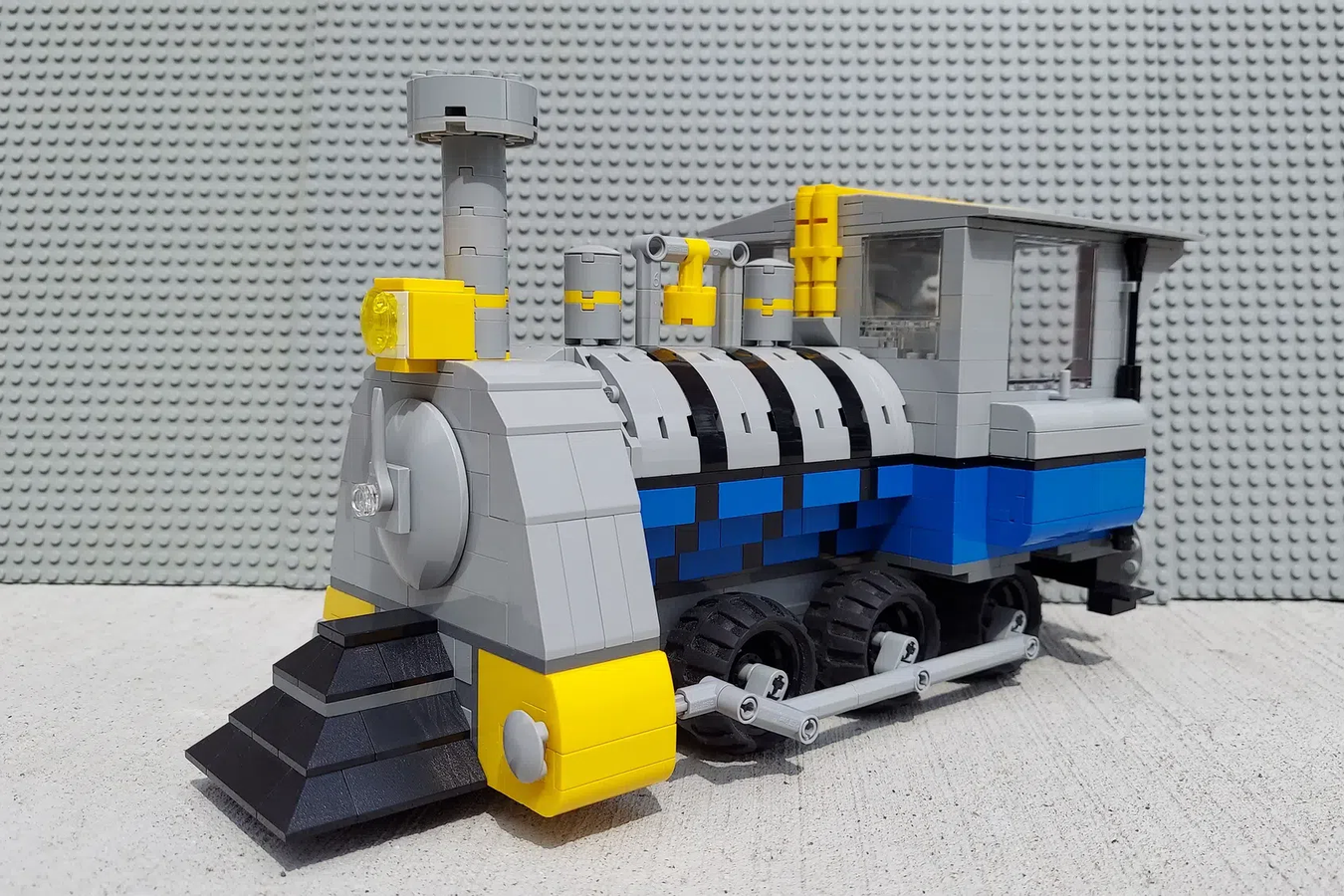 LEGO IDEAS - 0-6-0 Steamer