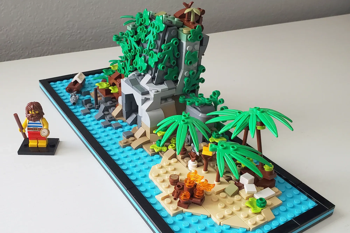 LEGO IDEAS Cast Away Island