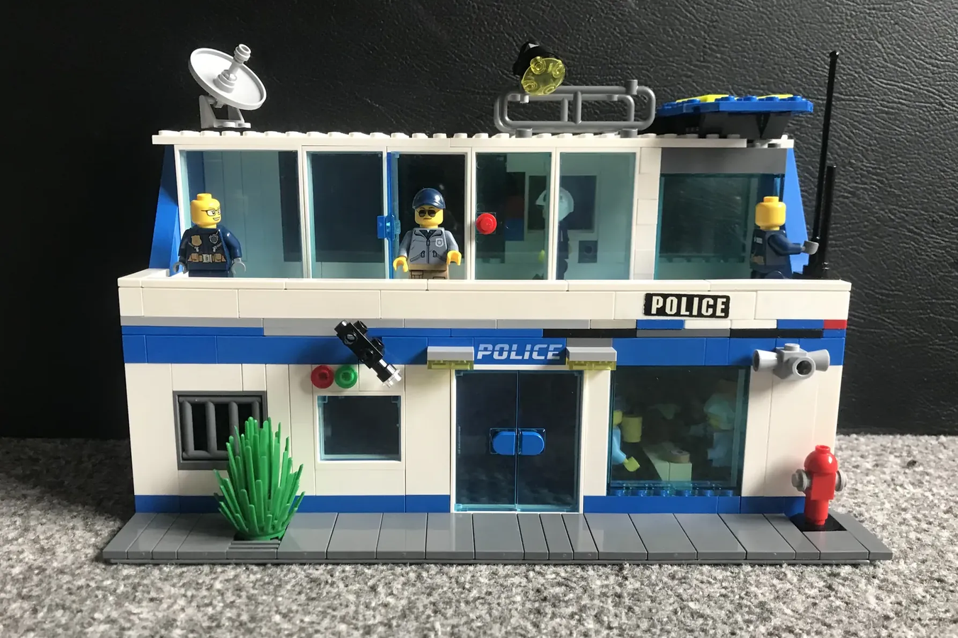 Lego police 2024 station build