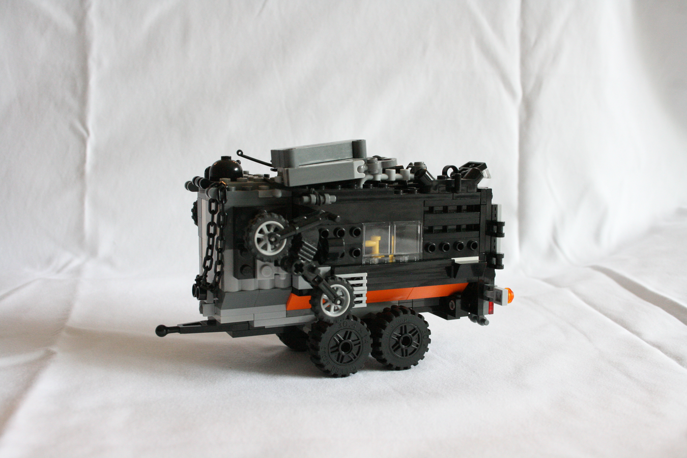 Lego zombie online truck